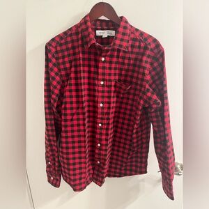 Old Navy Men’s L Red and Black Plaid Men's Shirt